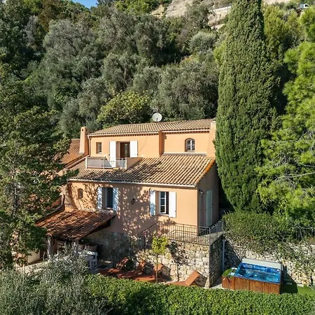 Villa La Avec Vue Panoramique Sur La - Parking Privé - Jacuzzi