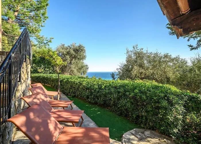 La Avec Vue Panoramique Sur La - Parking Prive - Jacuzzi Villa