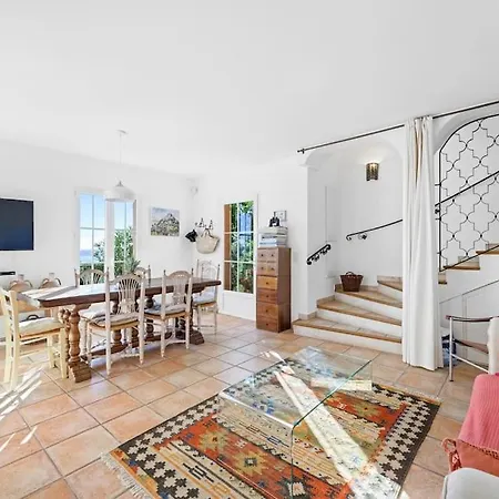 La Avec Vue Panoramique Sur La - Parking Prive - Jacuzzi Menton