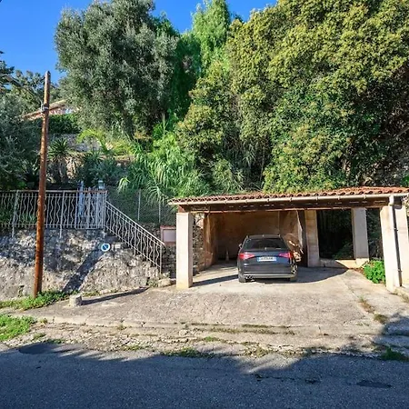 Villa La Avec Vue Panoramique Sur La - Parking Prive - Jacuzzi *