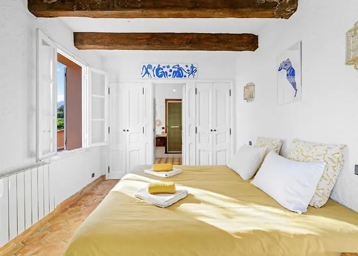 La Avec Vue Panoramique Sur La - Parking Prive - Jacuzzi Willa *