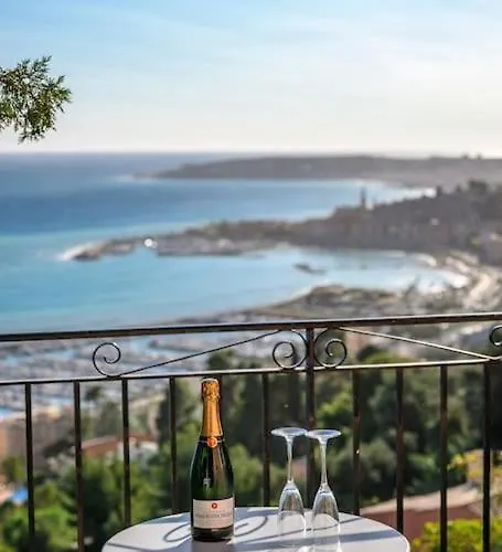 La Avec Vue Panoramique Sur La - Parking Prive - Jacuzzi Menton