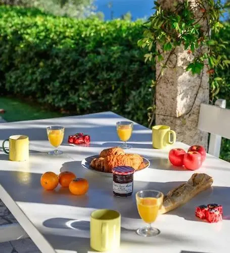 La Avec Vue Panoramique Sur La - Parking Prive - Jacuzzi Willa Mentona