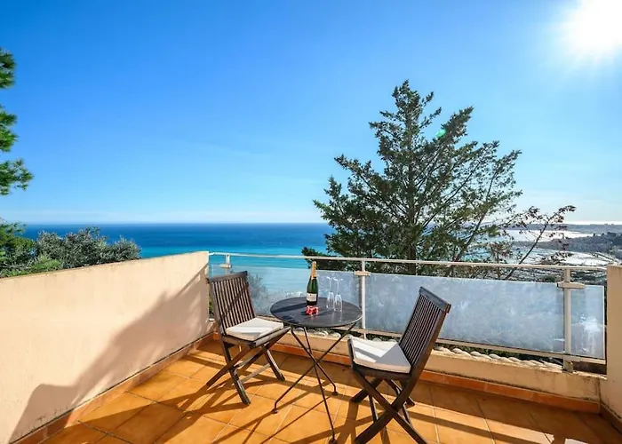 Villa La Avec Vue Panoramique Sur La - Parking Prive - Jacuzzi Menton