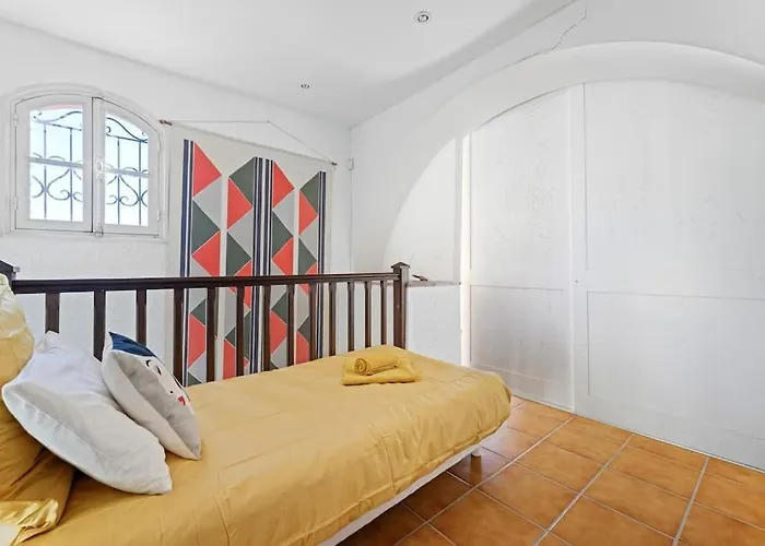 La Avec Vue Panoramique Sur La - Parking Prive - Jacuzzi Menton