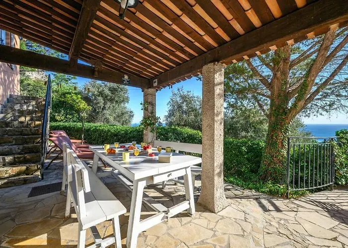 La Avec Vue Panoramique Sur La - Parking Prive - Jacuzzi Villa