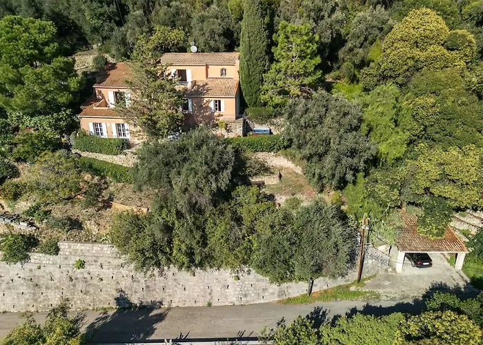 La Avec Vue Panoramique Sur La - Parking Prive - Jacuzzi * Menton