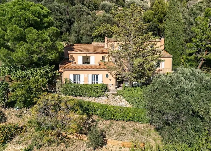 La Avec Vue Panoramique Sur La - Parking Prive - Jacuzzi